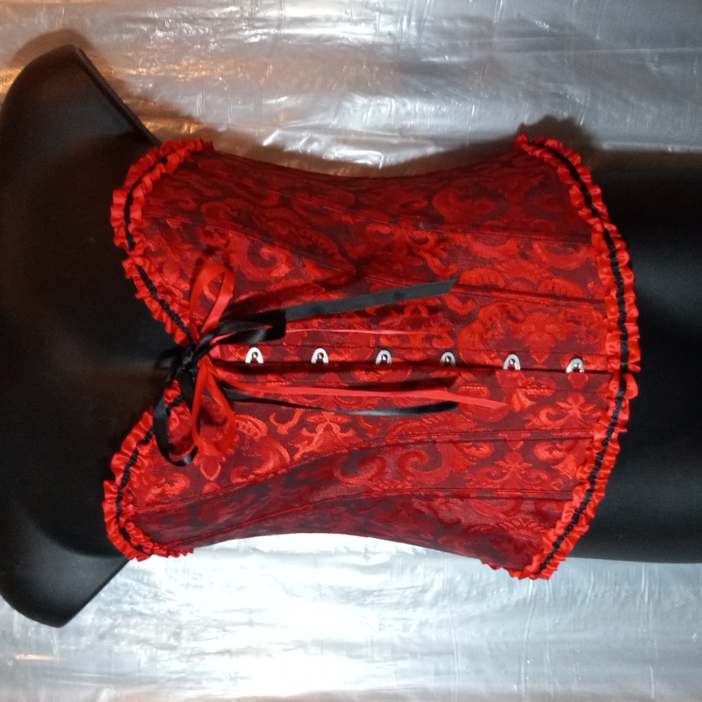 Bustier red black